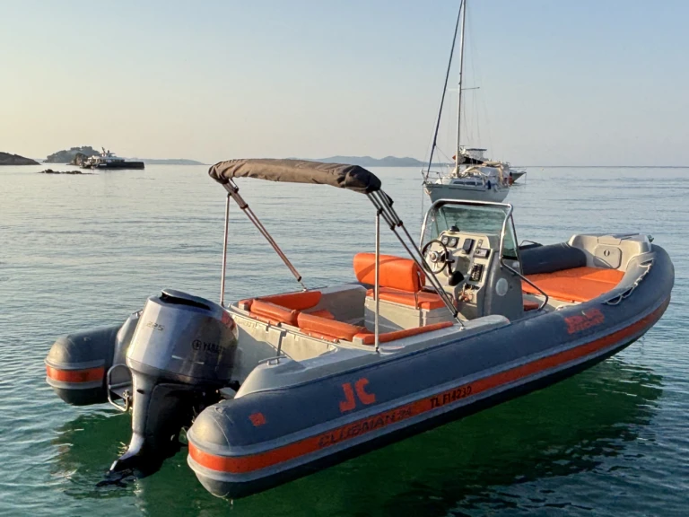 Wynajem Motorówka w Hyeres - Ranieri Voyager 22