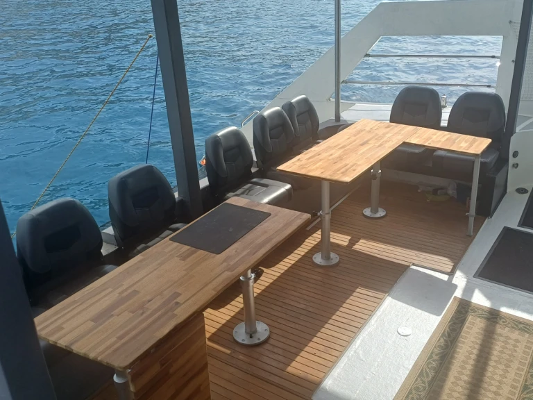 Wynajem łodzi Fountaine Pajot Louisiane 37 w Marsylia na SamBoat 