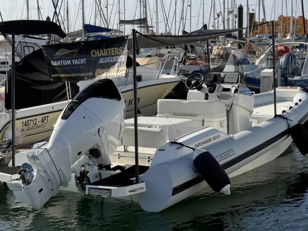 Wynajem Łódż półsztywna w Marina de Portimão - Lomac Turismo 7.0