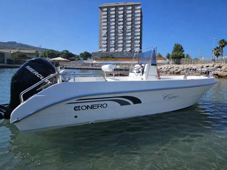 Motorówka do wynajmu w Porto San Giorgio w najlepszej cenie