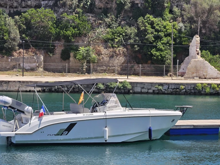 Wynajem łodzi Bénéteau Flyer 9 SPACEdeck w Saint-Cyprien na SamBoat 