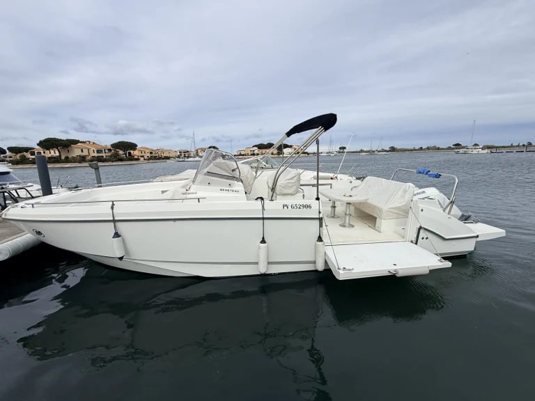 Wynajmij Motorówka z lub bez skippera Bénéteau w Saint-Cyprien