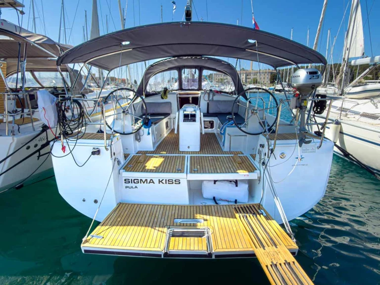 Wynajem Żaglowiec w Pula - Jeanneau Sun Odyssey 440