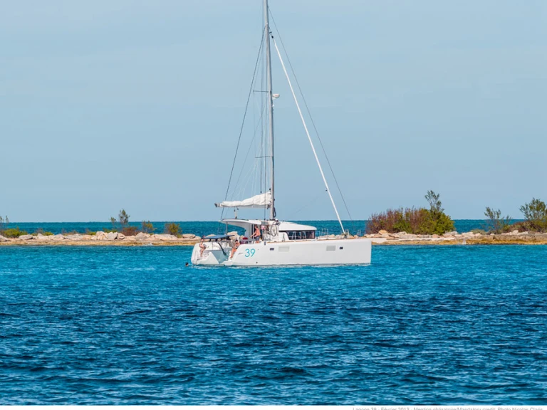 Wynajem łodzi Bali Bali 4.1 w Palaióchora na SamBoat 