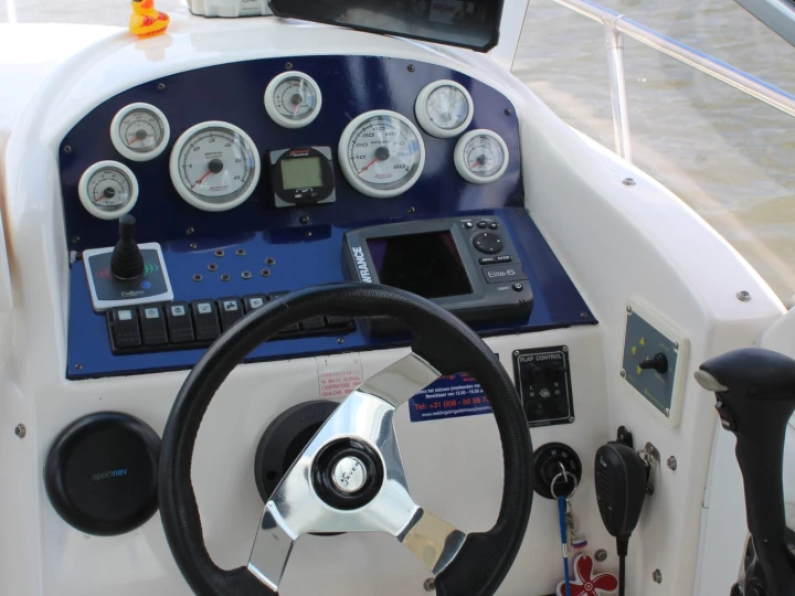 Wynajem łodzi Saver Riviera 24 w Roosteren na SamBoat 