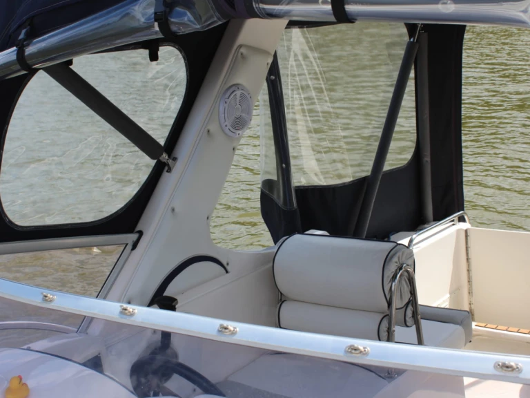 Wynajem łodzi Saver Riviera 24 w Roosteren na SamBoat 
