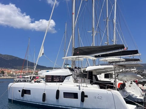 Katamaran do wynajmu w Ajaccio w najlepszej cenie