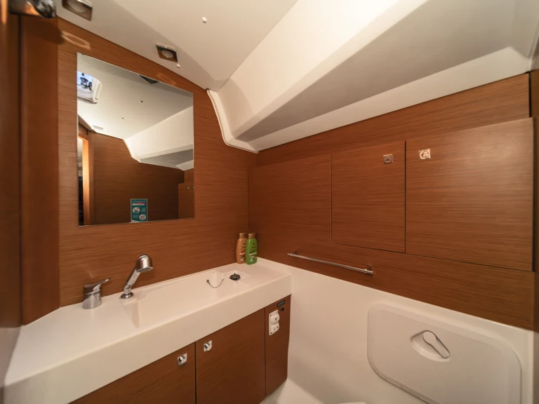 Wynajem Żaglowiec w Rhodes (City) - Jeanneau Sun Odyssey 479