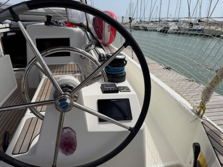 Wynajem w Cecina- Jeanneau Sun Odyssey 410 na SamBoat