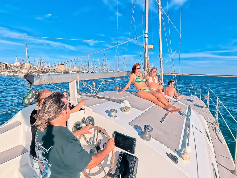 Wynajem łodzi Lagoon Lagoon 37 w Santa Pola na SamBoat 