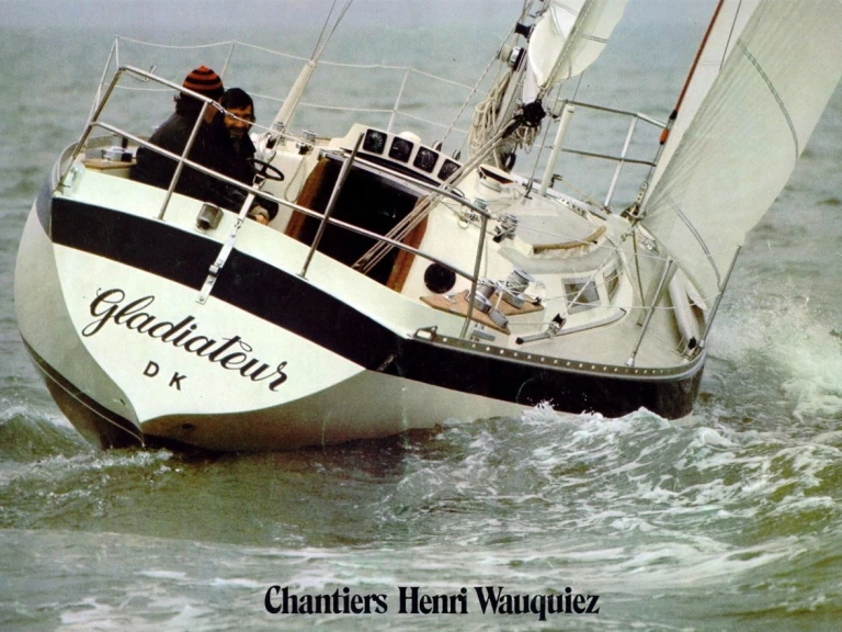 Wynajem łodzi Wauquiez Gladiateur w Francja na SamBoat 