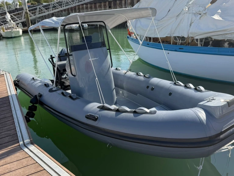 Wynajem łodzi Le Verdon-sur-Mer tanio 540 F
