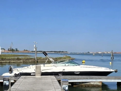 Wynajmij Monterey 268SC w San Giuliano - Venezia