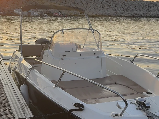 Wynajem łodzi Quicksilver Openactiv w Francja na SamBoat 