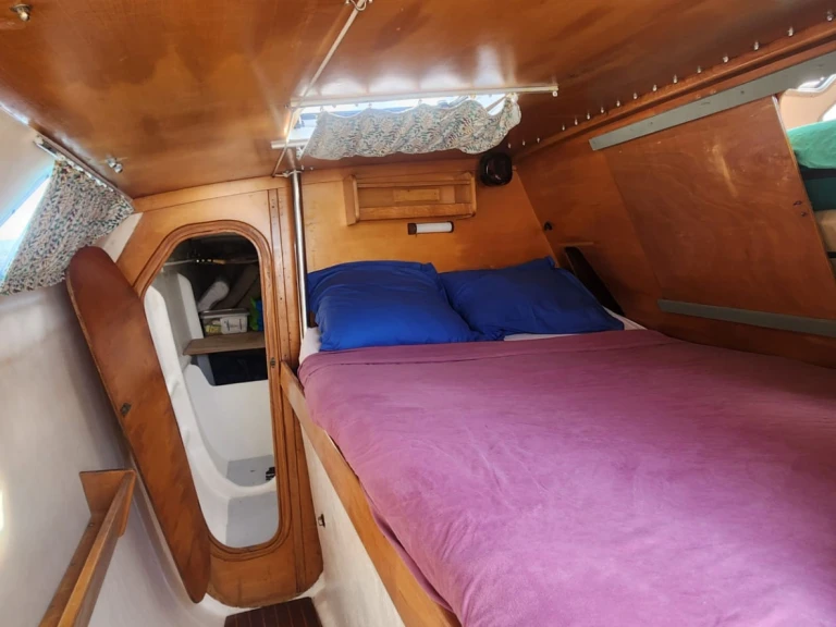 Fountaine Pajot Louisiane 37 między profesjonalistami a osobami prywatnymi w Sainte-Anne
