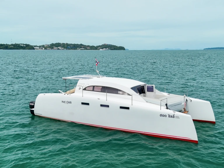 Wynajem Motorówka w Phuket (City) - Stealth 38  Power Cat