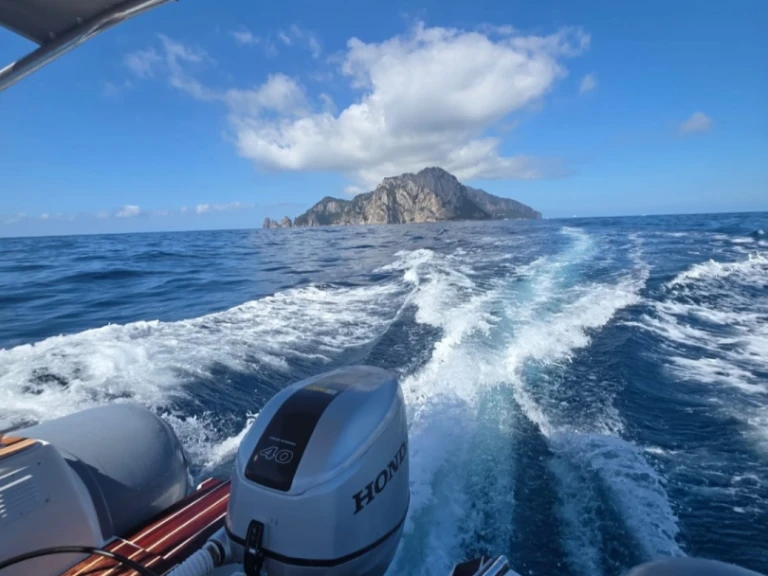 Wynajem Motorówka w Sorrento - op marine Op Marine 19