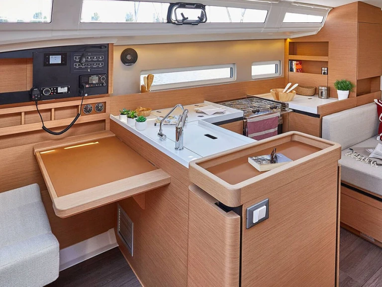 Wynajem Żaglowiec w Gouvia - Jeanneau Sun Odyssey 410