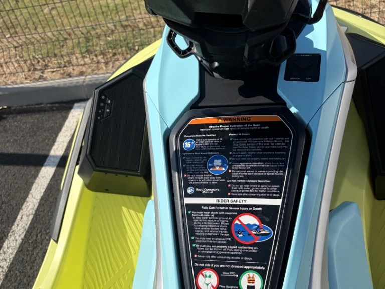 Yamaha Jet Blaster Pro między profesjonalistami a osobami prywatnymi w Saint-Cyprien