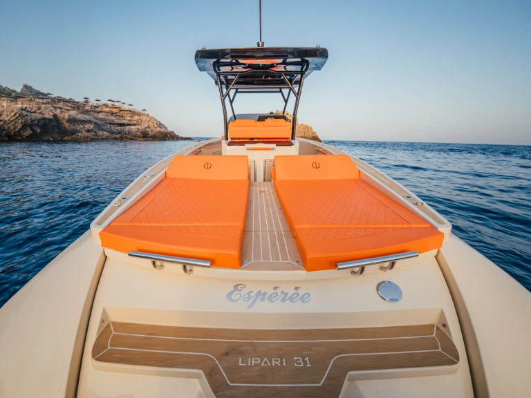 Wynajem Motorówka LILIBAEUM YACHT z patentem 