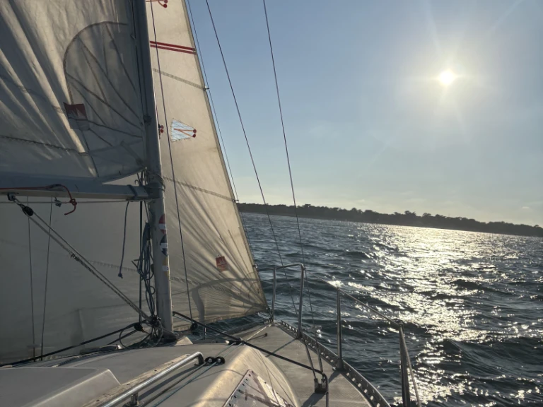 Wynajmij Yachting-France Jouët 680 w Francja