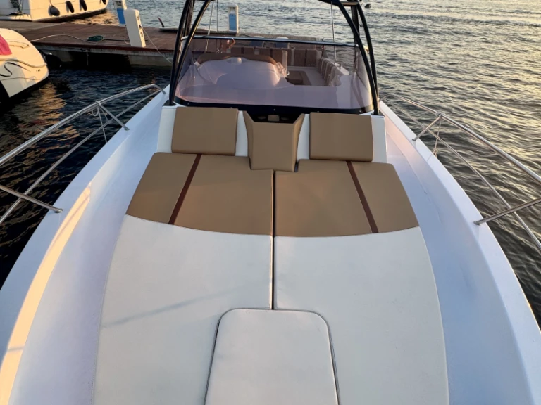 Wynajem łodzi Saver Saver 330 WA w Siracusa na SamBoat 