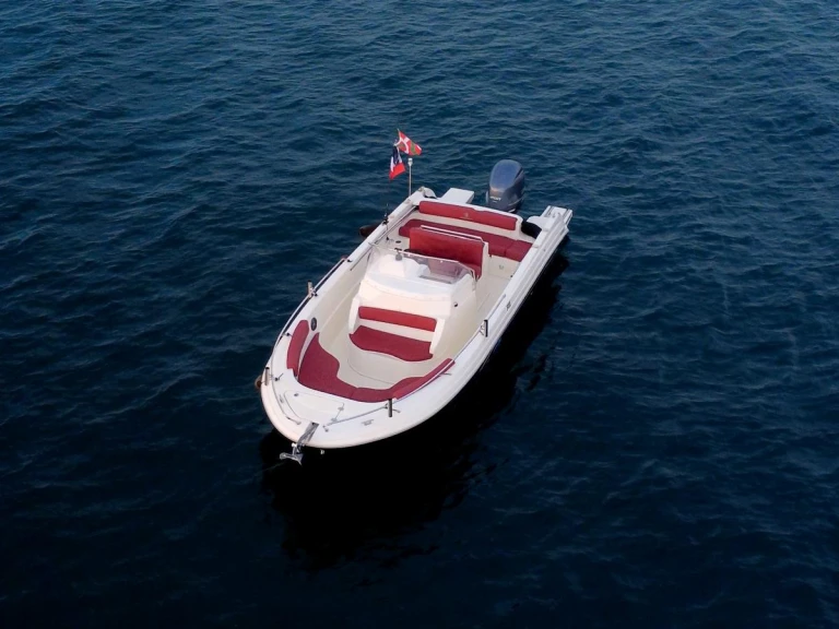 Wynajmij Pacific Craft Pacific Craft 670 w Anglet