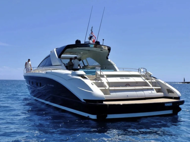 Motorówka do wynajmu w Saint-Tropez w najlepszej cenie