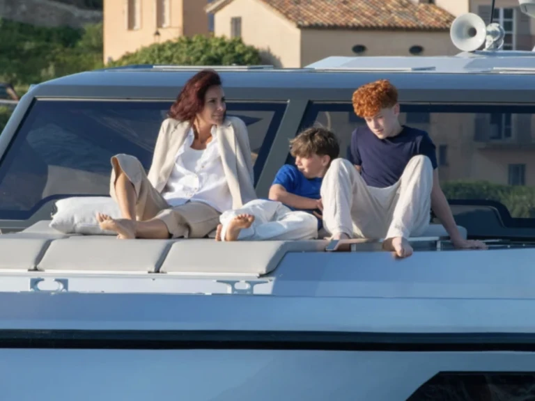 Wynajmij Luksusowy jacht z lub bez skippera Santasevera w Saint-Tropez
