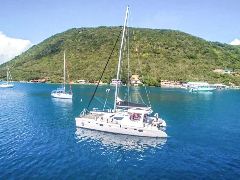 Wynajem łodzi Saint Thomas Island tanio MOONSTRUCK