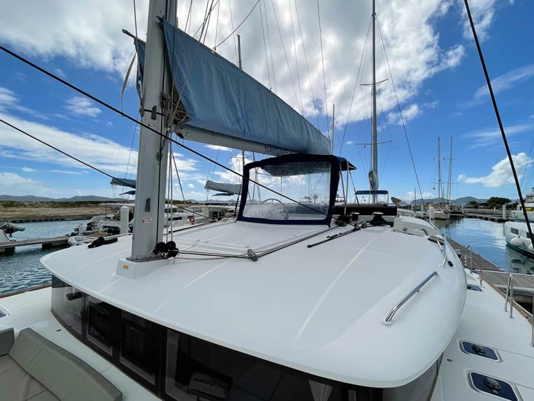 Wynajem łodzi Lagoon Lagoon 450 F w Parham Town na SamBoat 