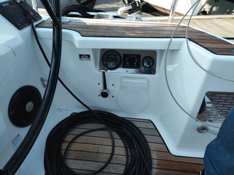 Bavaria Cruiser 37 między profesjonalistami a osobami prywatnymi w Yerseke
