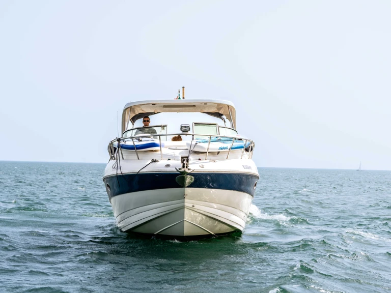 Wynajem łodzi Crownline Crownline 340 CR w Lagos na SamBoat 