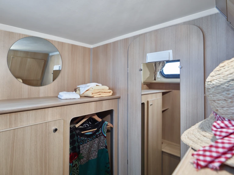 Nicols Yacht Nicols Estivale Sixto Prestige C między profesjonalistami a osobami prywatnymi w Avignonet-Lauragais