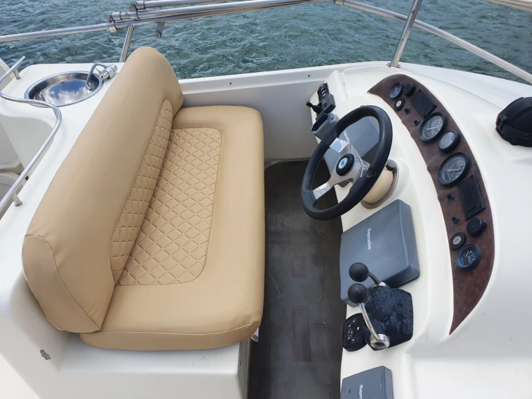 Wynajem łodzi Doqueve Majestic 46 Fly w Marbella na SamBoat 
