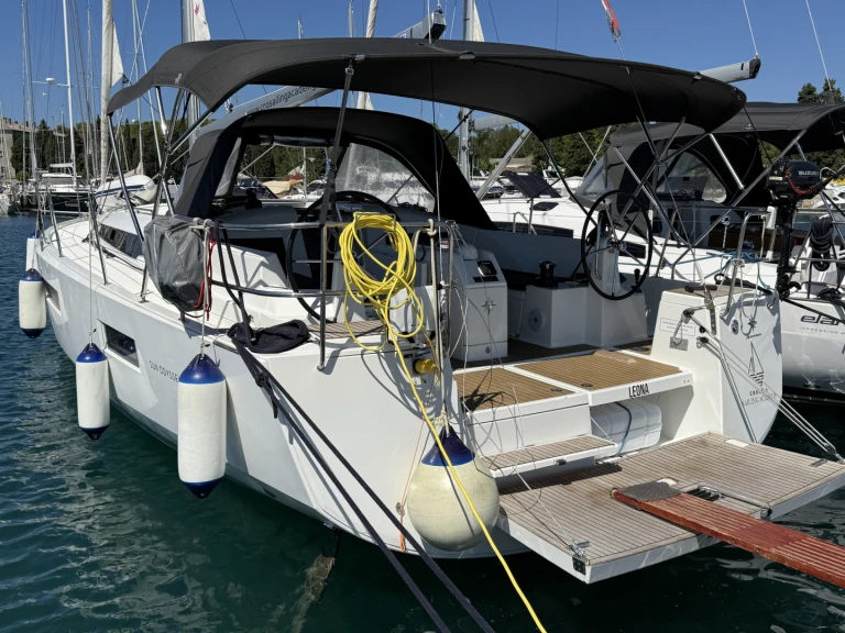 Wynajem Żaglowiec w Pula - Jeanneau Sun Odyssey 440