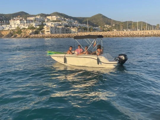 Wynajmij Quicksilver Quicksilver 470 XS w Sitges