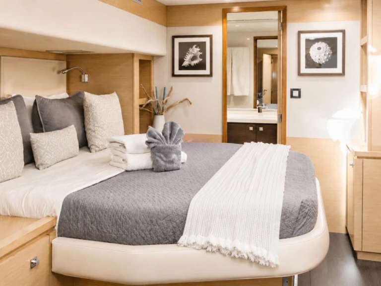 Wynajmij Fountaine Pajot ODYSSEA w Road Town