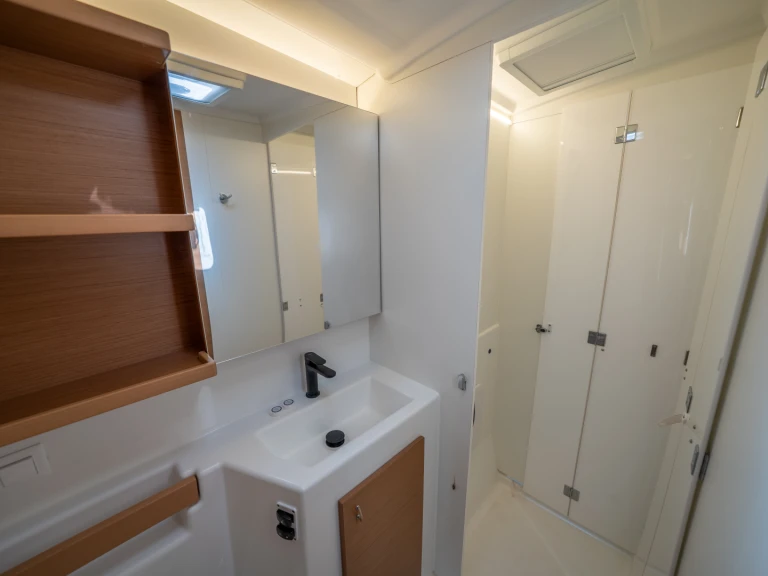 Wynajem łodzi Komolac tanio Excess 13 - 4 + 2 cab.