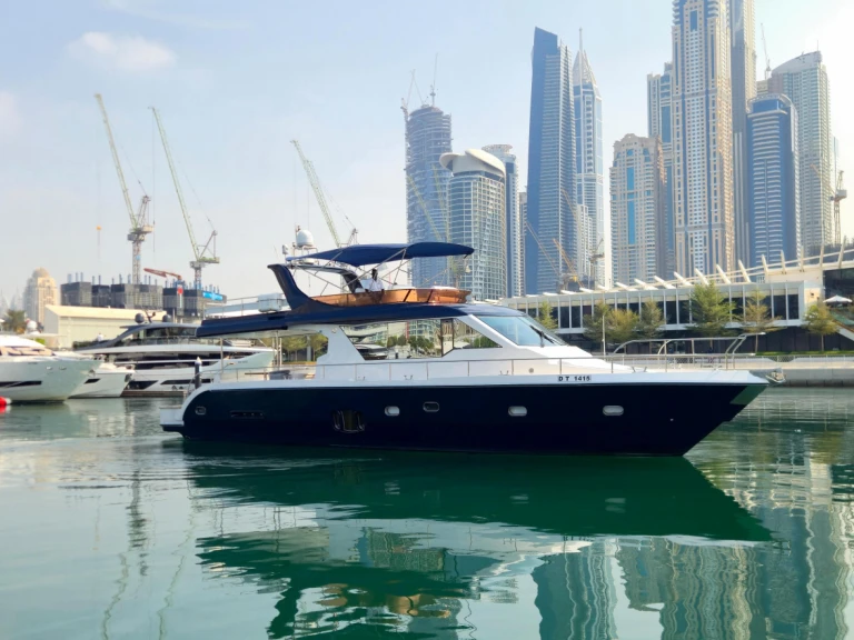 Wynajem w Dubai Marina- Custom Made custom na SamBoat