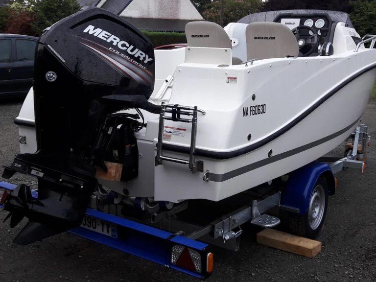 Wynajmij Quicksilver Activ 505 Cabin w Nort-sur-Erdre