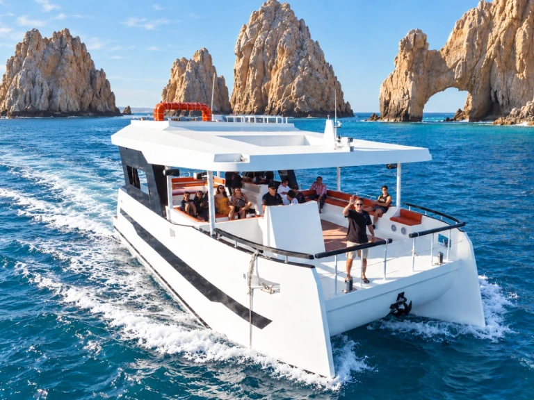 Wynajem Katamaran w Cabo San Lucas - Custom Made custom