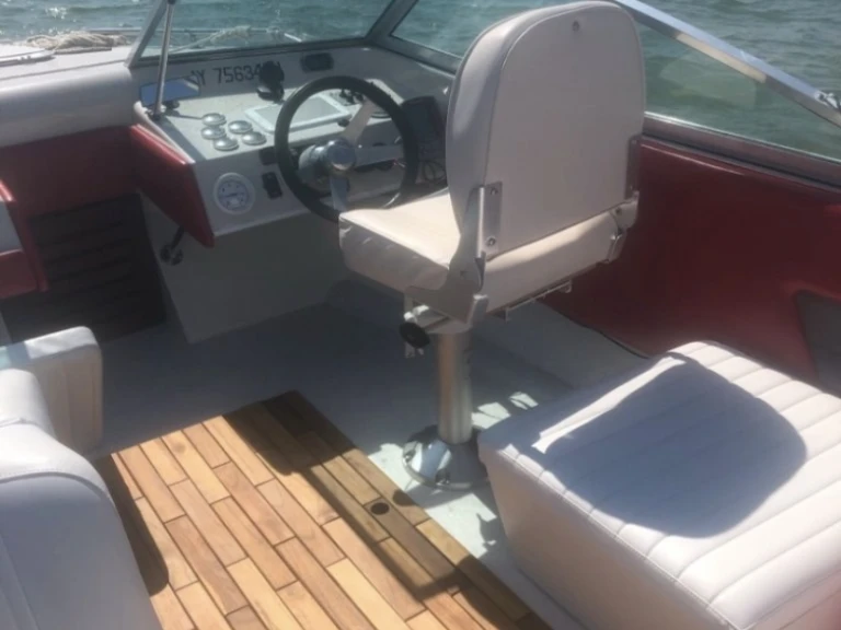 Wynajmij Sea Ray Seville 16 w Divatte-sur-Loire