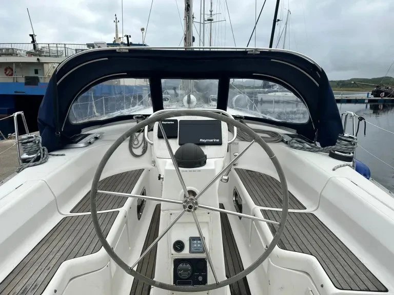 Wynajmij Bavaria 42ft w Oban
