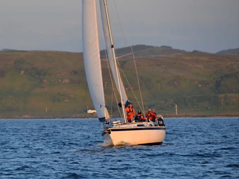 Wynajem łodzi Oban tanio Oceanranger