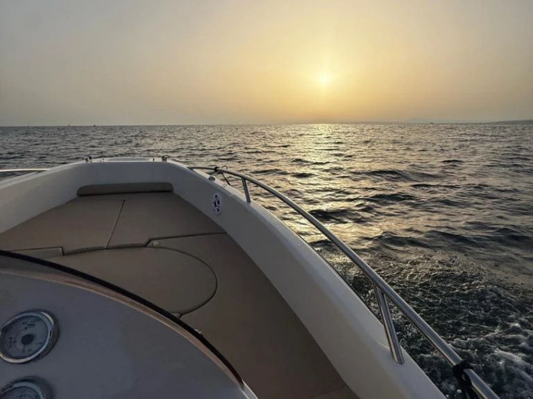 Wynajmij Clear Open 6.50 w Marina di Stabia