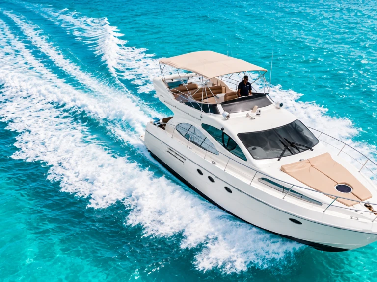 Wynajem łodzi Cancún tanio custom