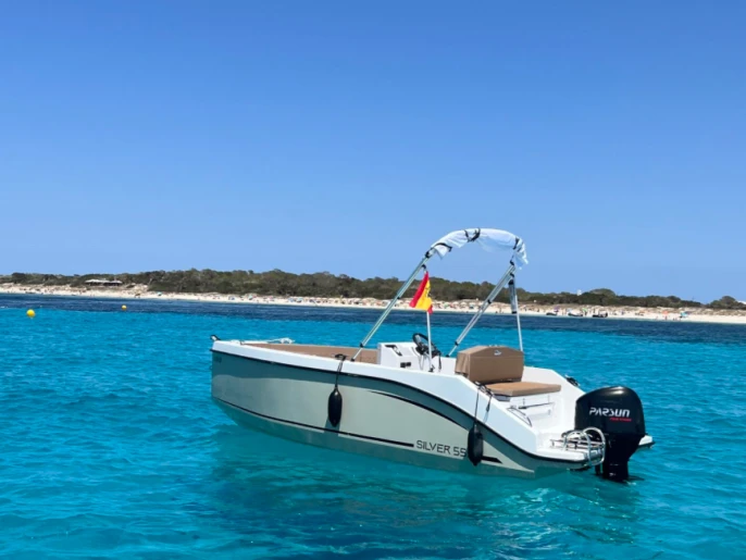 Wynajem Motorówka w Club Nàutic Ca'n Picafort - Silent Yachts 555