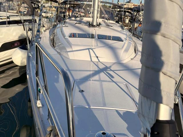 Wynajem łodzi Biograd na Moru tanio Bavaria Voyager 45