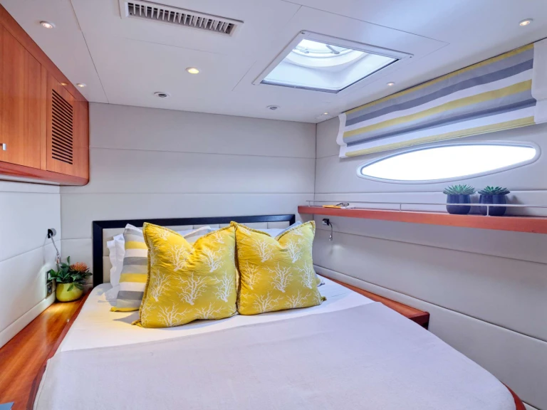 Wynajem łodzi Eden Island tanio Fountaine Pajot Galathea 65